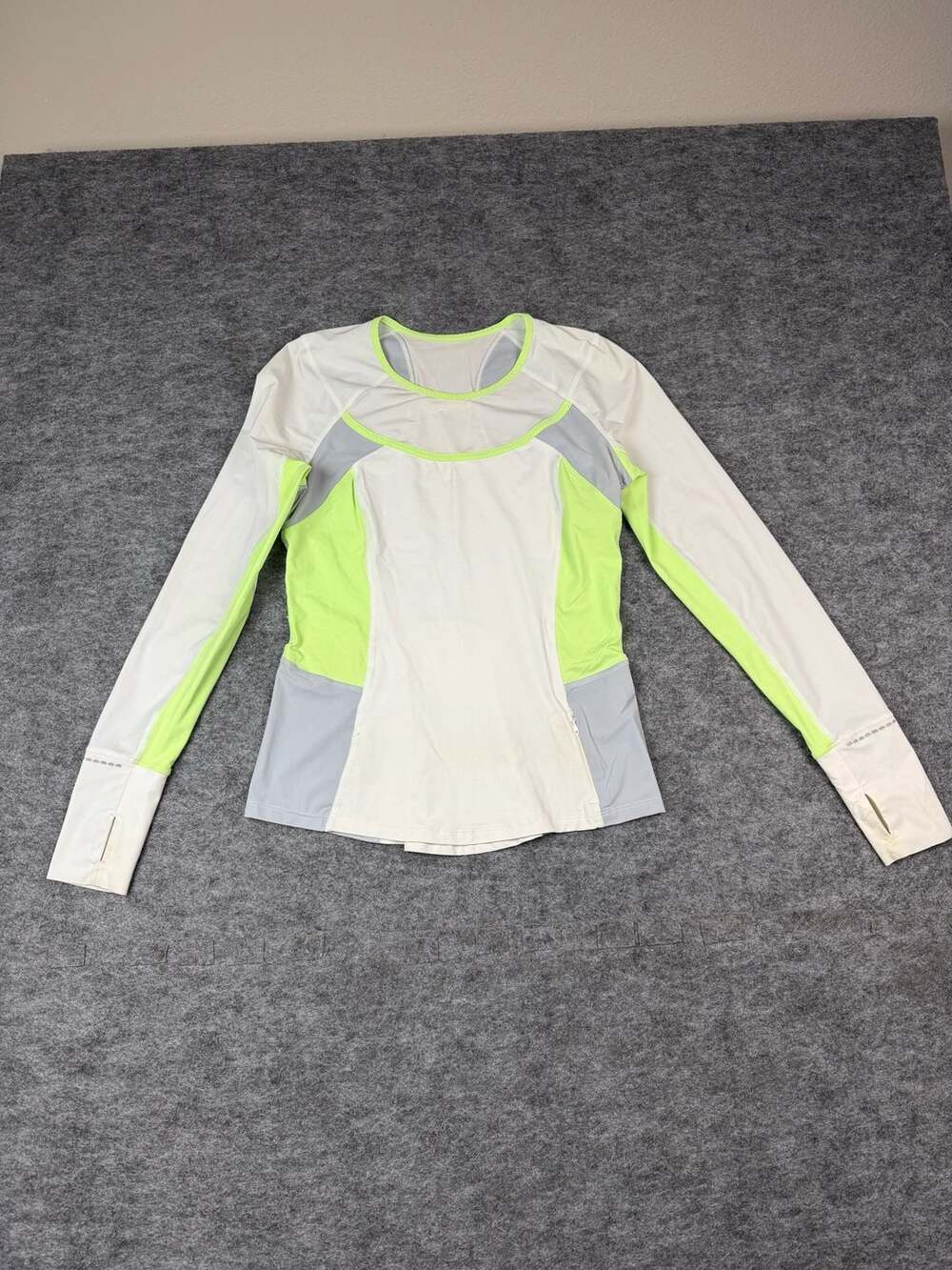 Lululemon Trail Bound Long Sleeve Size 8 White Yellow Gray